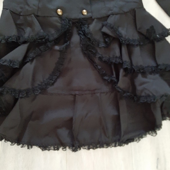 Unique jacket - Picture 2 of 6